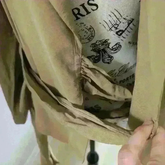 BANANA REPUBLIC | Women's WHSKY Wrap Front 3/4 Length Bell Sleeved Blaz… - Picture 4 of 4